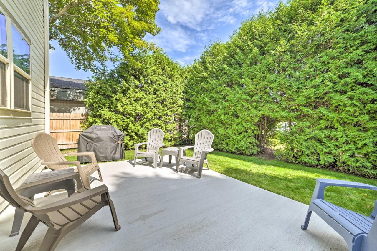 Harbor Springs Retreat With Grill About 1 Mi To Beach! Exterior photo
